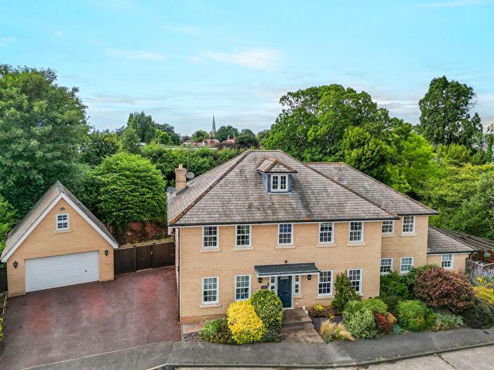 5 Bedroom Detached House For Sale In Bristowe Avenue, Chelmsford, CM2