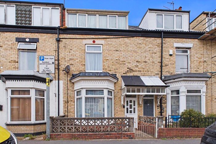 4 Bedroom Terraced House For Sale In Haslemere Avenue, Bridlington, YO15