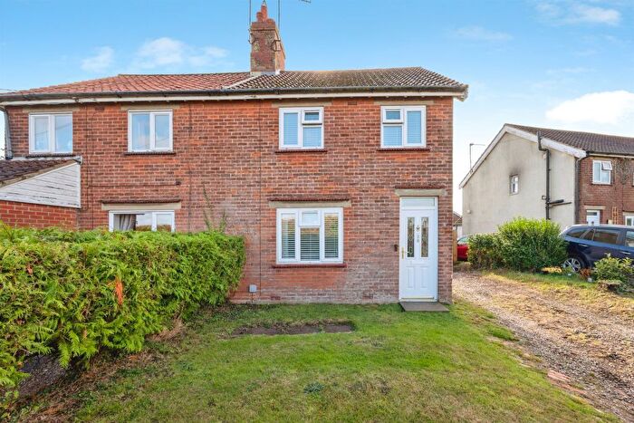 3 Bedroom Terraced House For Sale In Whitegates, Ludham, Great Yarmouth, NR29
