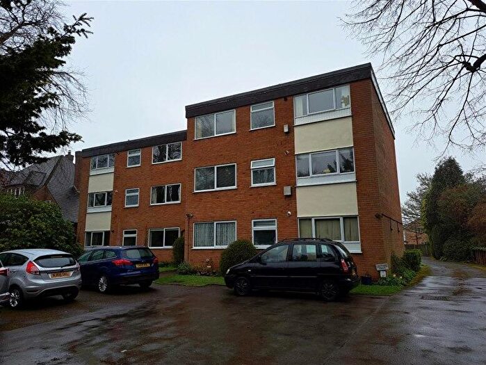 2 Bedroom Flat To Rent In Belwell Lane, Four Oaks, Sutton Coldfield, B74