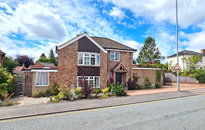 2 Bedroom Detached House For Sale In Cromer Road, North Walsham, NR28