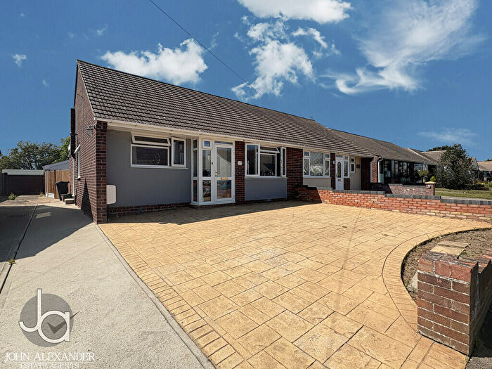 3 Bedroom Semi-Detached Bungalow For Sale In Beryl Road, Harwich, CO12