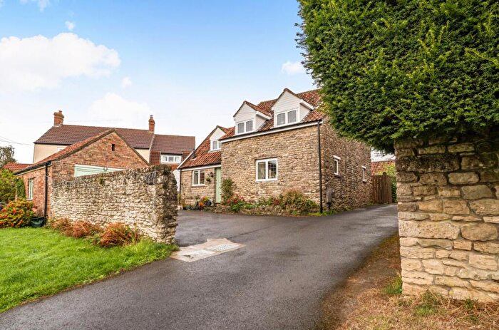 3 Bedroom Detached House For Sale In Camp Road, Oldbury-On-Severn, BS35