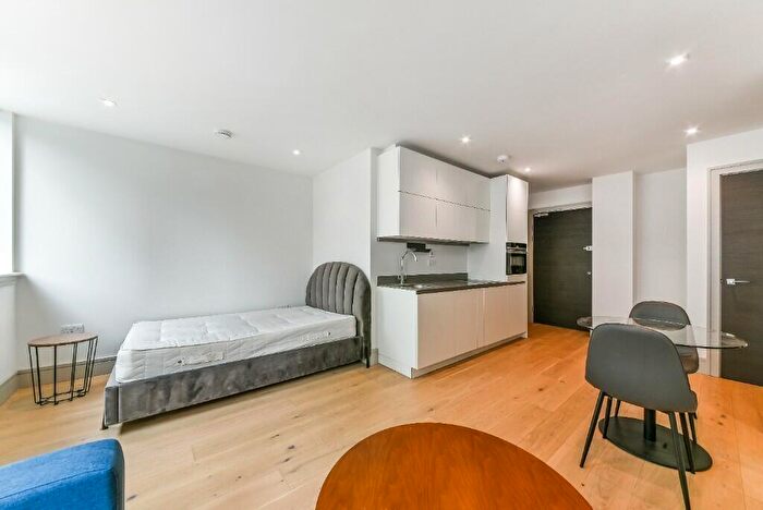 Studio To Rent In Middlesex House, HA8