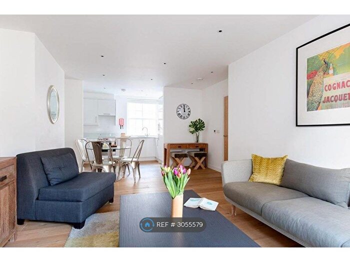 2 Bedroom Flat To Rent In Lovat Lane, London, EC3R