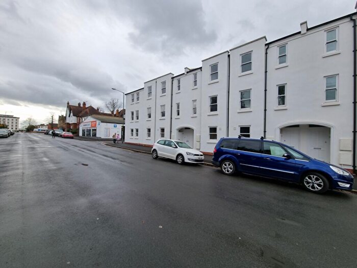 2 Bedroom Town House To Rent In Rai Court, Beauchamp Road, Leamington Spa, CV32
