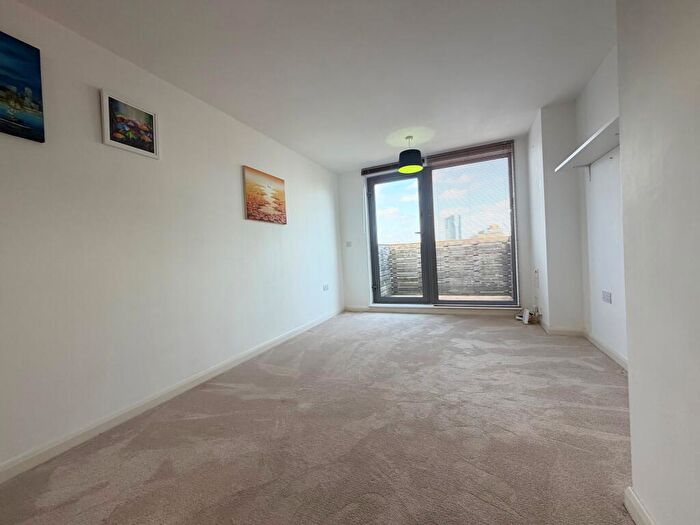 1 Bedroom Flat To Rent In Skyline Apartments, Granville Street, B1