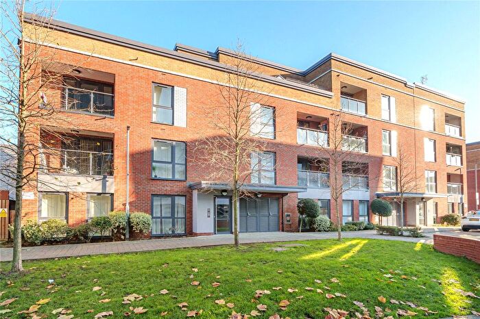 1 Bedroom Flat For Sale In Dolomite Court, Arla Place, Ruislip, HA4