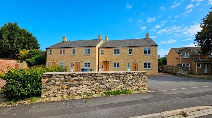 3 Bedroom Terraced House For Sale In Spencer Gardens, Brackley, NN13