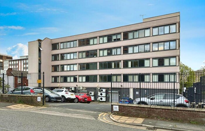 1 Bedroom Flat For Sale In Millbrook Street, Renaissance House Millbrook Street, SK1