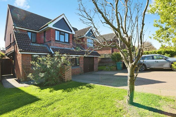 3 Bedroom Semi-Detached House For Sale In Porters Close, Petteridge Lane, Matfield, Tonbridge, TN12