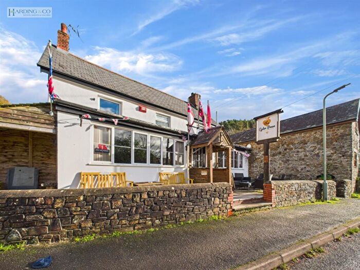 2 Bedroom Detached House For Sale In Weare Giffard, Bideford, EX39