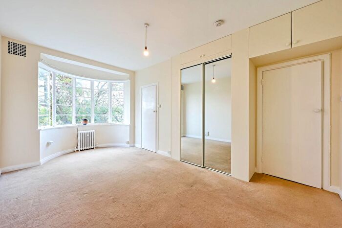 Studio To Rent In Wyke Road, Raynes Park, London, SW20