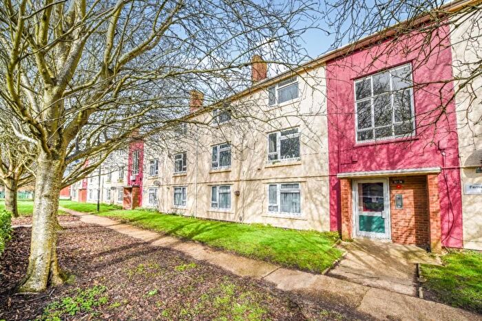 2 Bedroom Flat To Rent In Fernside Close, Southampton, SO16