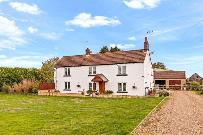 5 Bedroom Equestrian Facility For Sale In Normanby Cliff Road, Normanby By Spital, Market Rasen, Lincolnshire, LN8