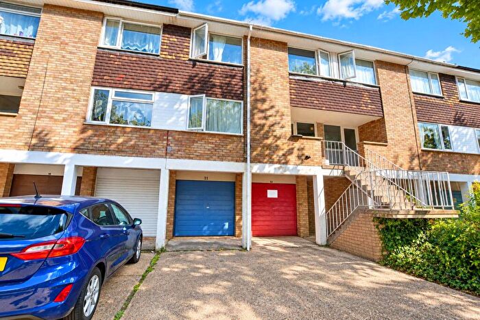 Flat For Sale In Goldings Crescent, Town Centre, Hatfield, AL10