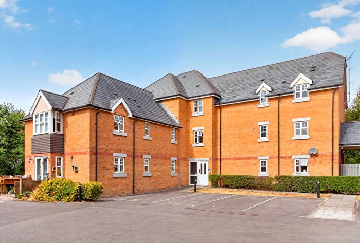 2 Bedroom Flat To Rent In Heol Tre Forys, Penarth, CF64