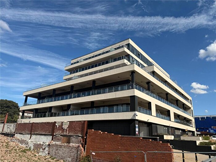 2 Bedroom Apartment To Rent In Axis, York Road, Leeds, LS9