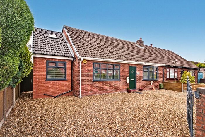 3 Bedroom Semi-Detached House For Sale In Green Lane, Hindley Green, WN2