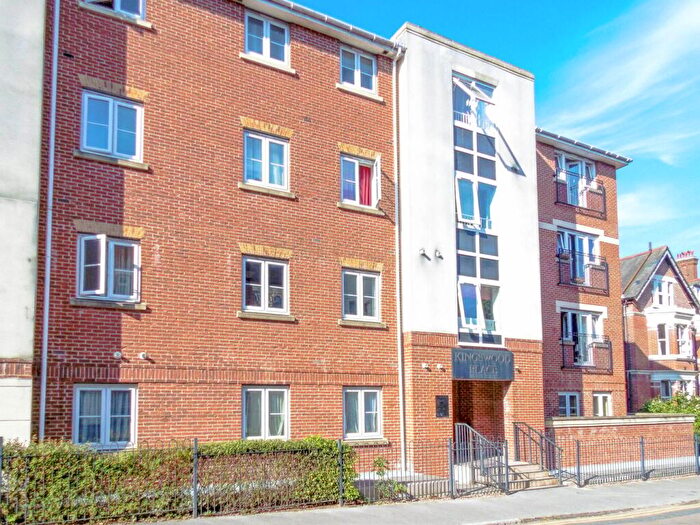 1 Bedroom Flat For Sale In Norwich Avenue West, Bournemouth, BH2