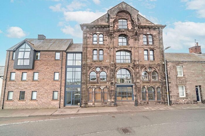 2 Bedroom Flat For Sale In Mill Wharf, Tweedmouth, Berwick-Upon-Tweed, TD15