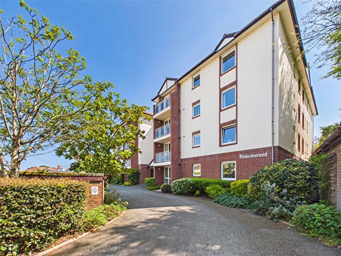 2 Bedroom Flat For Sale In Roundham Road, Paignton, Devon, TQ4