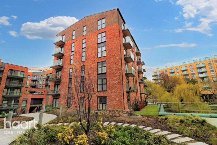 2 Bedroom Apartment To Rent In William Mundy Way, Dartford, DA1