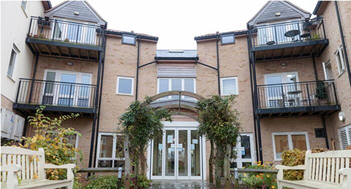 2 Bedroom Apartment For Sale In Airfield Road, Bury St. Edmunds, IP32