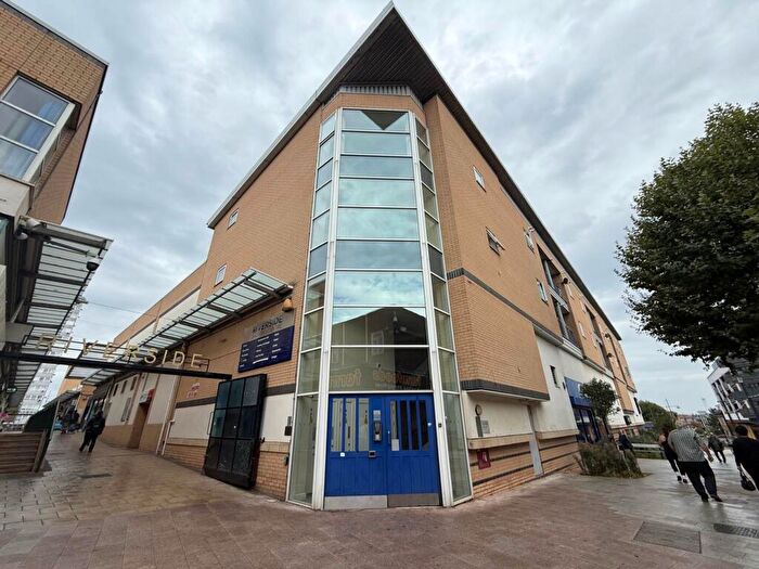 2 Bedroom Flat For Sale In Pier Road, Erith ** Video & D Floorplan Available **, DA8