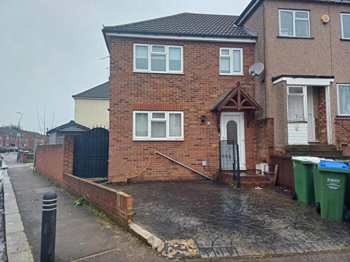 2 Bedroom Semi-Detached House To Rent In Rushdene, Abbey Wood, SE2