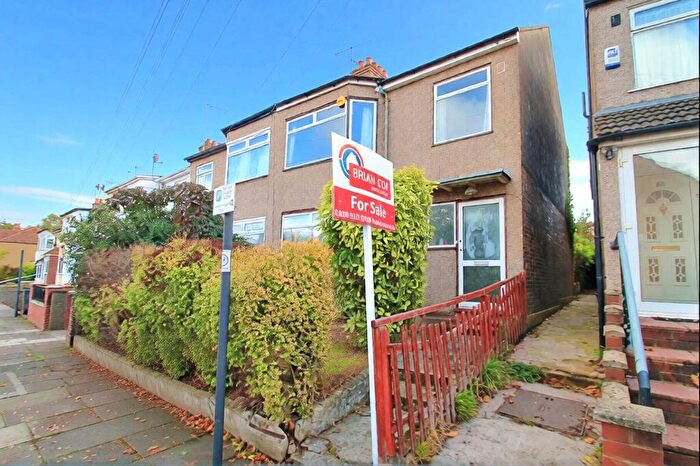 3 Bedroom Terraced House For Sale In Kingsley Road, Harrow, HA2