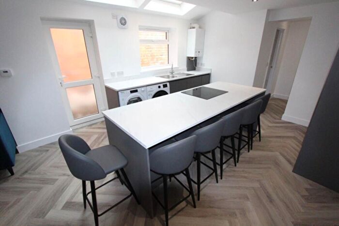6 Bedroom Terraced House To Rent In Leopold Street, Loughborough, LE11