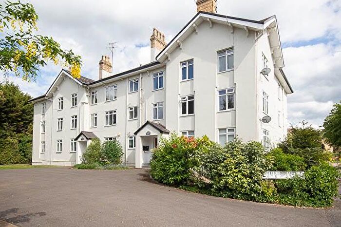 3 Bedroom Apartment For Sale In Polfield Gardens, Cheltenham, GL51