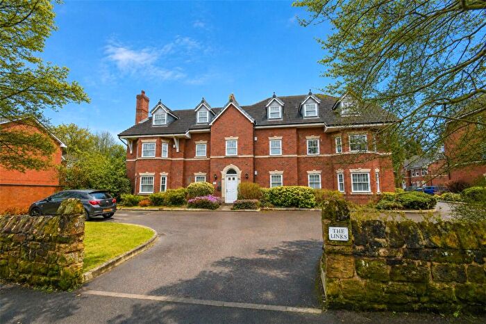 2 Bedroom Flat For Sale In Howbeck Road, Prenton, Wirral, CH43
