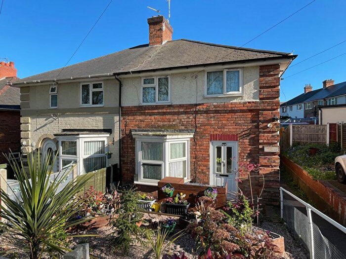 1 Bedroom Flat For Sale In Warren Farm Road, Kingstanding, Birmingham, B44