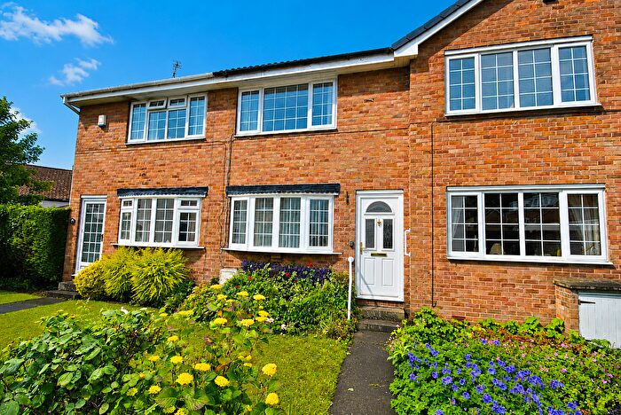2 Bedroom Terraced House For Sale In St. Marys Gate, Tickhill, Doncaster, DN11
