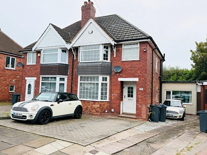 3 Bedroom Semi-detached House To Rent In Temple Avenue, Hall Green, Birmingham, B28