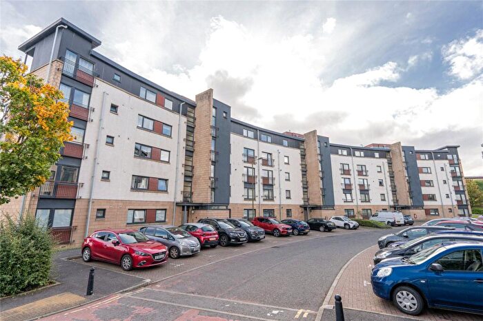 2 Bedroom Flat For Sale In / East Pilton Farm Crescent, Edinburgh, EH5