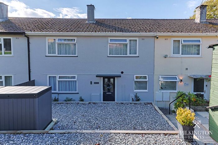 3 Bedroom Terraced House For Sale In St. Peters Road, Plymouth, Devon, PL5