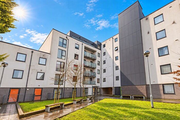 1 Bedroom Flat For Sale In Loxford Road, Barking, IG11