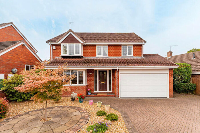 4 Bedroom Detached House For Sale In Stuarts Green, Stourbridge, DY9