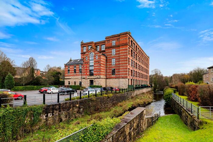 2 Bedroom Apartment For Sale In Brook Mill, Threadfold Way, Bolton, BL7
