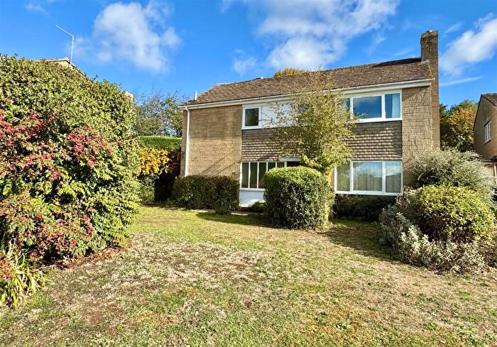 4 Bedroom Detached House For Sale In Stratton, Cirencester, GL7