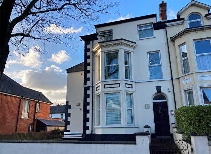 2 Bedroom Apartment / Flats To Rent In Flat E, Woodvale Road, Belfast, BT13