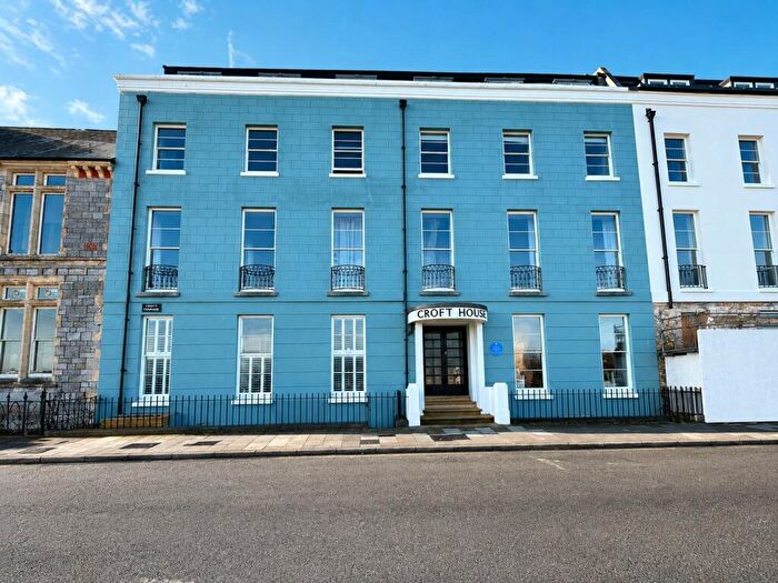 2 Bedroom Flat For Sale In The Croft, Tenby, Pembrokeshire, SA70