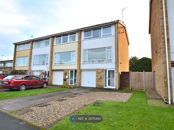 4 Bedroom End Of Terrace House To Rent In Fairmile Gardens, Longford, Gloucester, GL2
