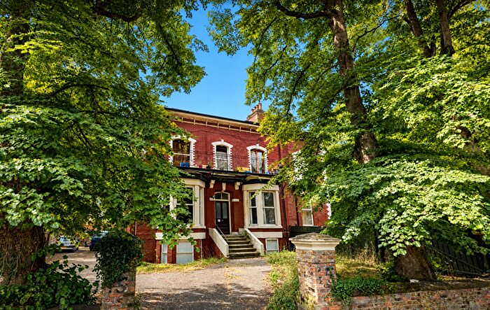 2 Bedroom Apartment To Rent In Fairfield Crescent, Liverpool, L6
