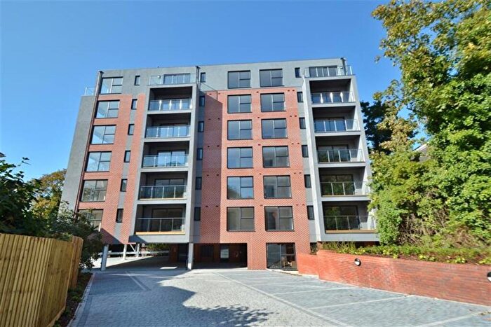 2 Bedroom Flat To Rent In Bournemouth, BH1