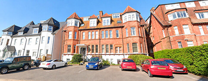 1 Bedroom Apartment To Rent In Cumberland Court, West Cliff Gardens, Bournemouth, BH2