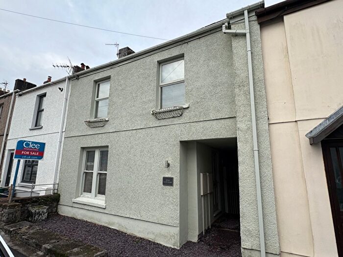 3 Bedroom Terraced House For Sale In , New Road, Llandeilo, Carmarthenshire, SA19